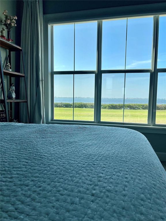 Image 23 of property listing at 310 COMPASS POINT DRIVE 101, Bradenton, FL 34209