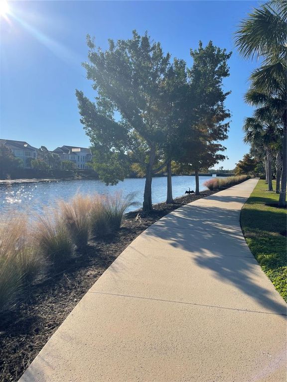 Image 52 of property listing at 310 COMPASS POINT DRIVE 101, Bradenton, FL 34209