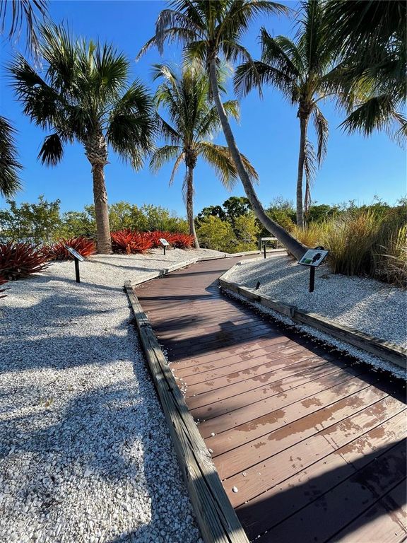 Image 54 of property listing at 310 COMPASS POINT DRIVE 101, Bradenton, FL 34209