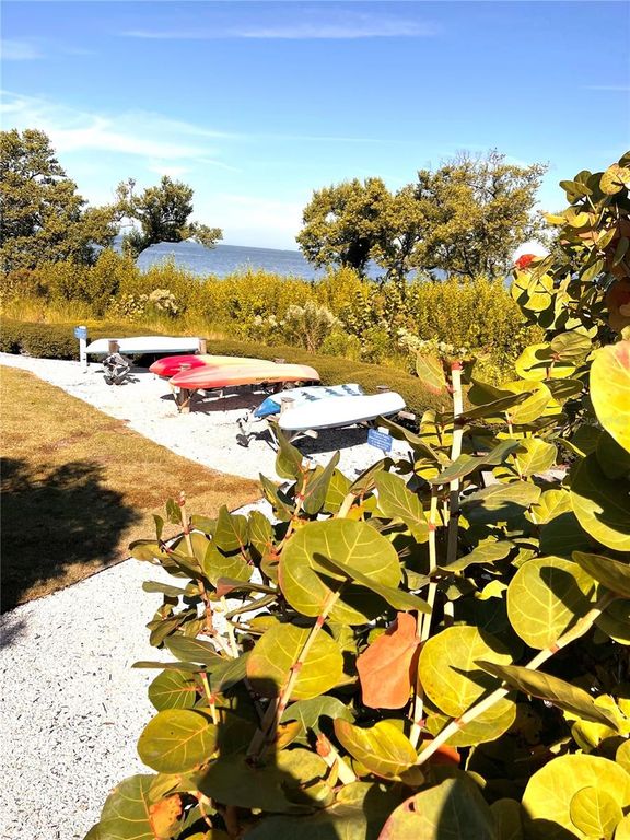 Image 60 of property listing at 310 COMPASS POINT DRIVE 101, Bradenton, FL 34209