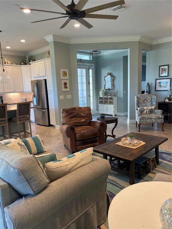 Image 7 of property listing at 310 COMPASS POINT DRIVE 101, Bradenton, FL 34209