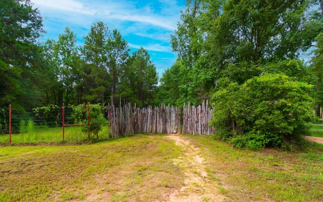20818 Red Oak Drive, Cleveland, TX 77328