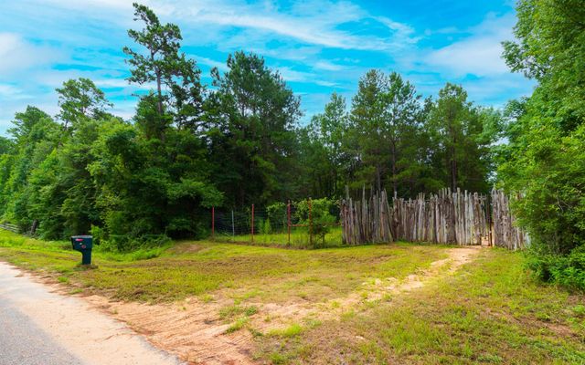 20818 Red Oak Drive, Cleveland, TX 77328