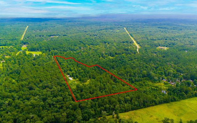 20818 Red Oak Drive, Cleveland, TX 77328
