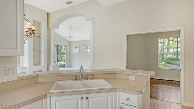 6715 PEBBLE BEACH WAY, Lakewood Ranch, FL 34202