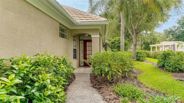 6715 PEBBLE BEACH WAY, Lakewood Ranch, FL 34202