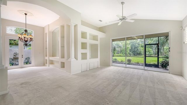 6715 PEBBLE BEACH WAY, Lakewood Ranch, FL 34202