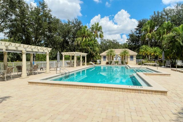 6715 PEBBLE BEACH WAY, Lakewood Ranch, FL 34202