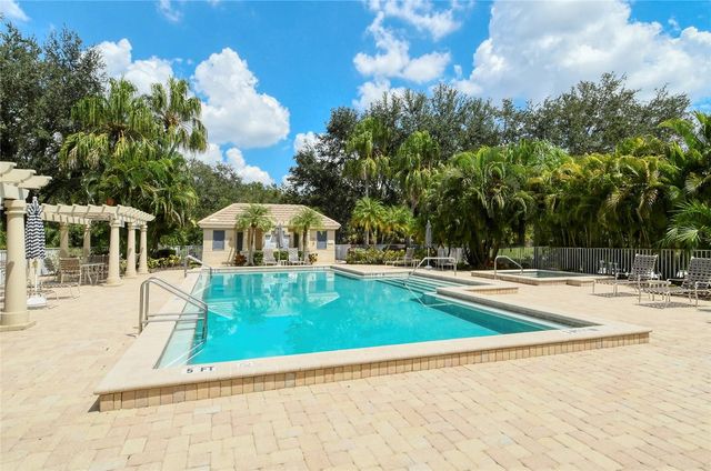 6715 PEBBLE BEACH WAY, Lakewood Ranch, FL 34202