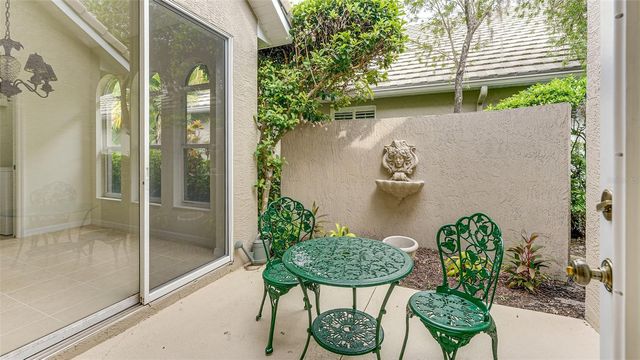 6715 PEBBLE BEACH WAY, Lakewood Ranch, FL 34202