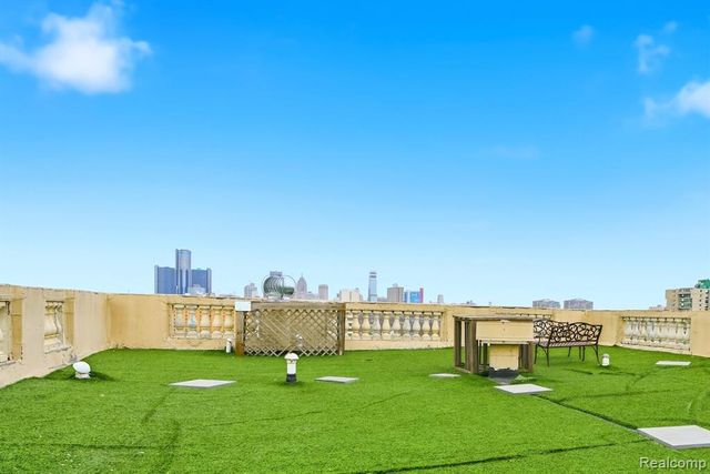 2900 E Jefferson Avenue 61-C8, Detroit, MI 48207