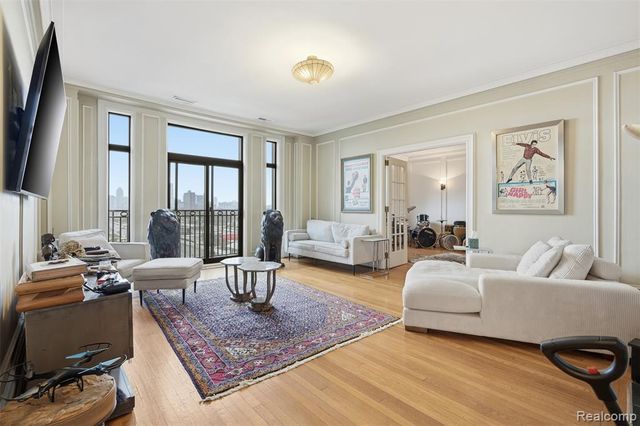 2900 E Jefferson Avenue 61-C8, Detroit, MI 48207