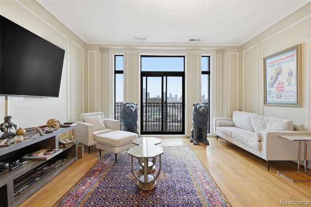 2900 E Jefferson Avenue 61-C8, Detroit, MI 48207