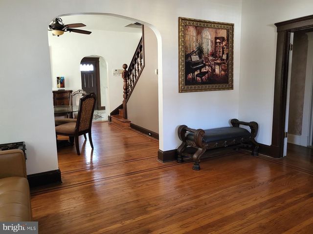 2913 SILVER HILL AVE, Baltimore, MD 21207