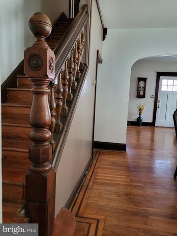 2913 SILVER HILL AVE, Baltimore, MD 21207