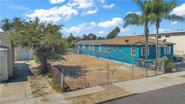 214 W 92nd, Los Angeles, CA 90003