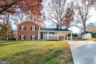 5716 TREMONT CT, Alexandria, VA 22303