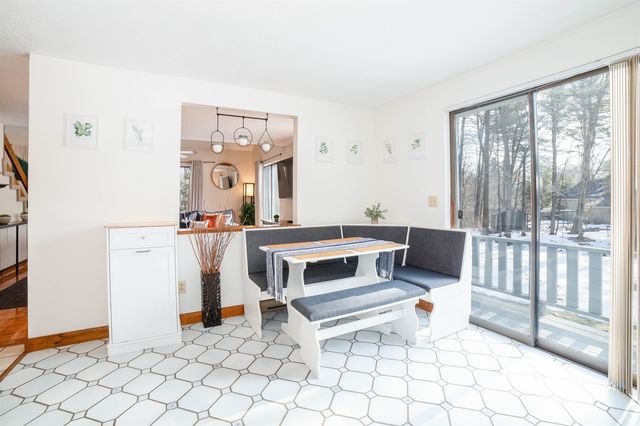 15 Eastman Drive, Derry, NH 03038