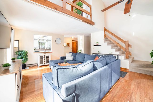 15 Eastman Drive, Derry, NH 03038