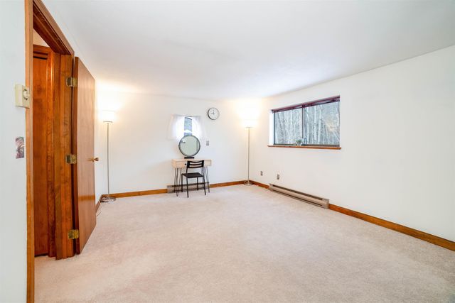 15 Eastman Drive, Derry, NH 03038