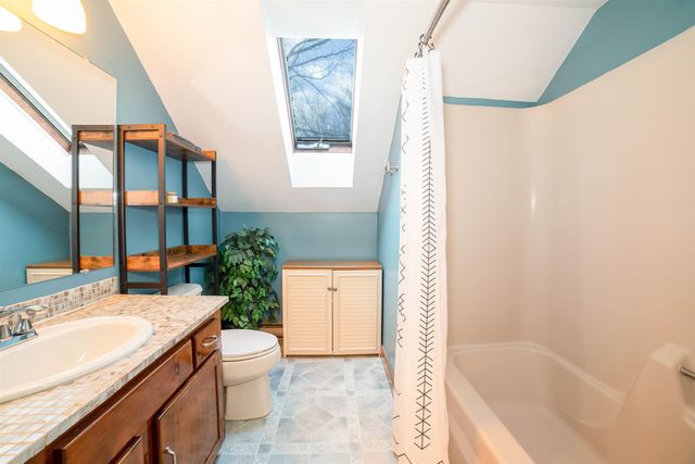 15 Eastman Drive, Derry, NH 03038