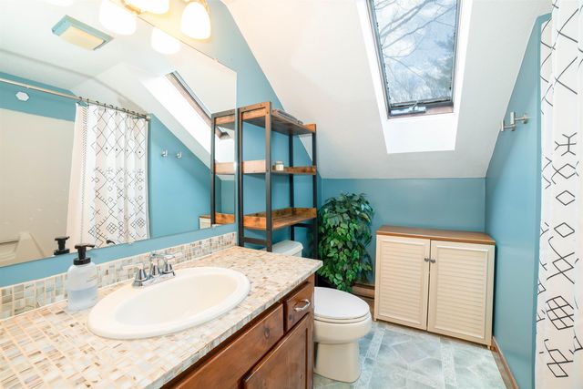 15 Eastman Drive, Derry, NH 03038