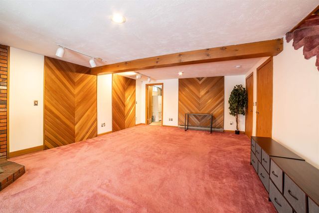 15 Eastman Drive, Derry, NH 03038