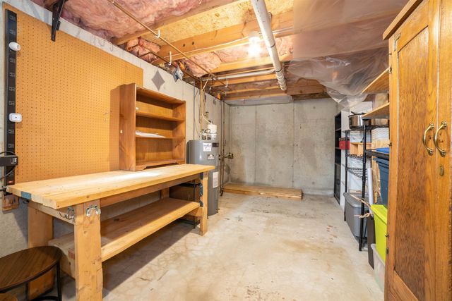 15 Eastman Drive, Derry, NH 03038