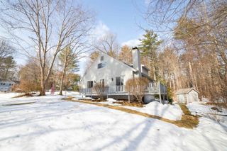 15 Eastman Drive, Derry, NH 03038