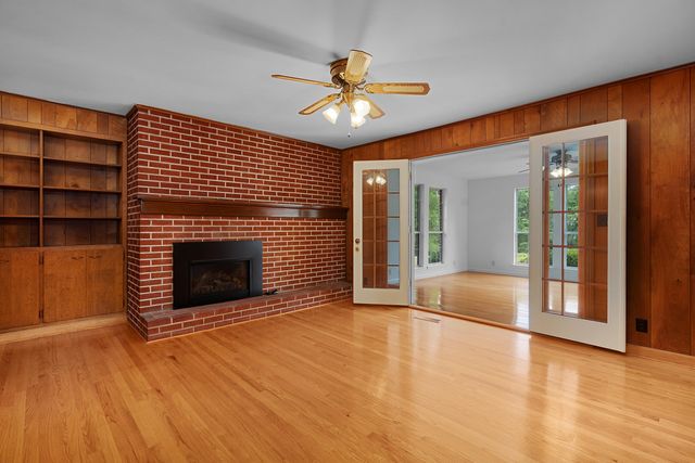 5814 Crestview Drive, Hixson, TN 37343