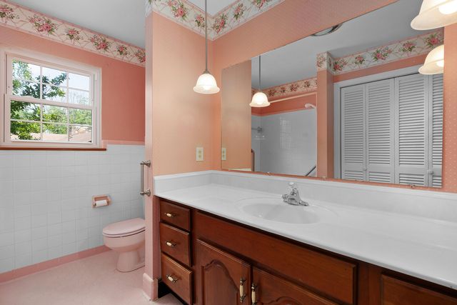 5814 Crestview Drive, Hixson, TN 37343
