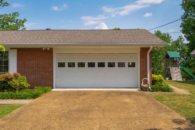 5814 Crestview Drive, Hixson, TN 37343