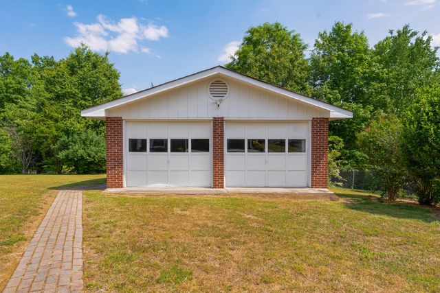 5814 Crestview Drive, Hixson, TN 37343
