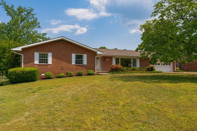5814 Crestview Drive, Hixson, TN 37343