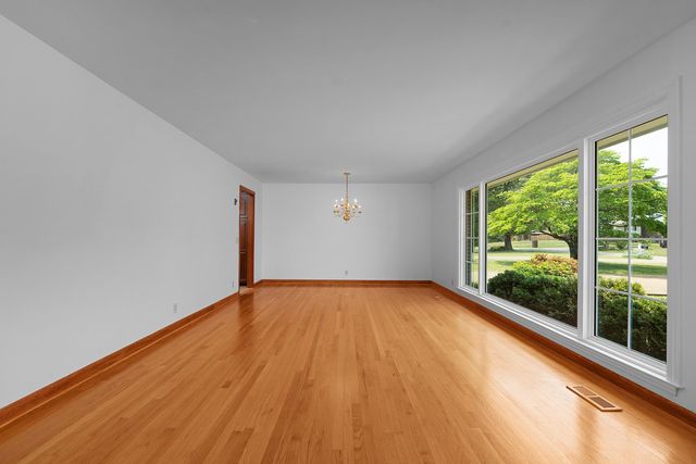 5814 Crestview Drive, Hixson, TN 37343
