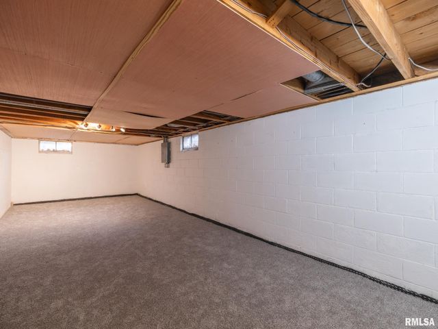 112 CAROLINE Street, Morton, IL 61550