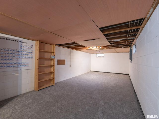 112 CAROLINE Street, Morton, IL 61550