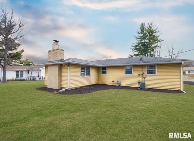 112 CAROLINE Street, Morton, IL 61550