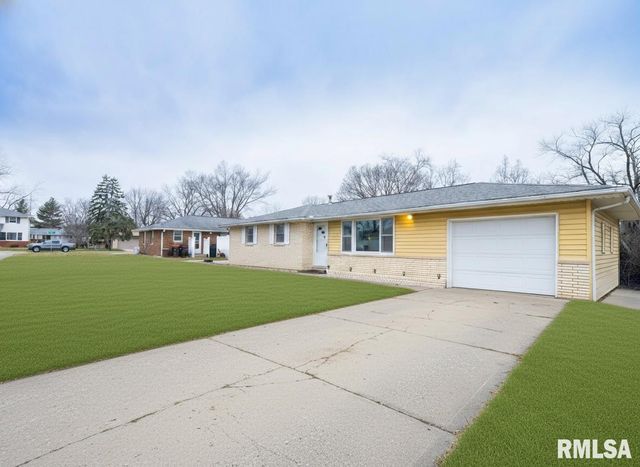 112 CAROLINE Street, Morton, IL 61550