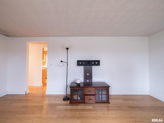 112 CAROLINE Street, Morton, IL 61550