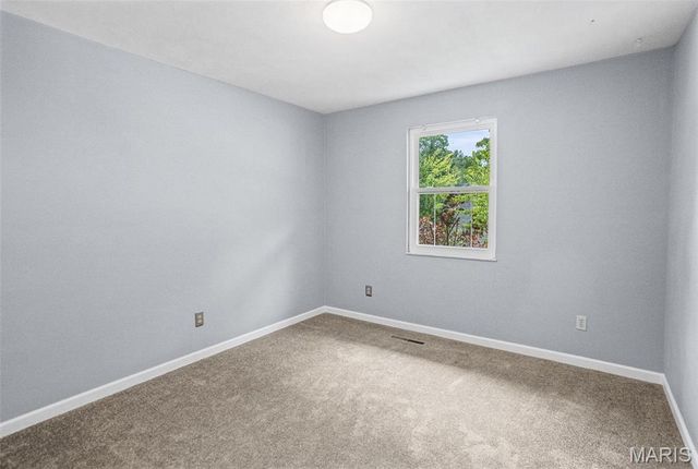 2002 Lemontree Lane, Collinsville, IL 62234