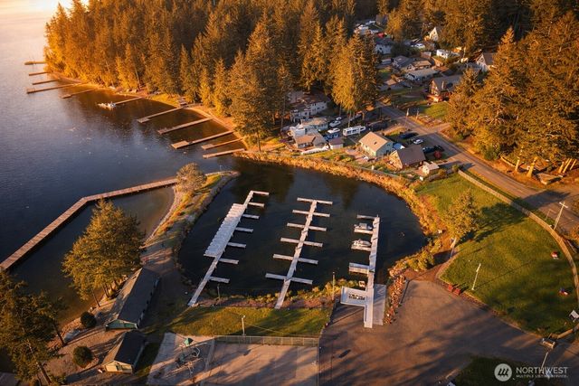 90 E Lakeview Drive, Shelton, WA 98584