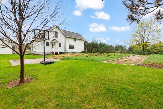 N254 COUNTY ROAD W, Fremont, WI 54940