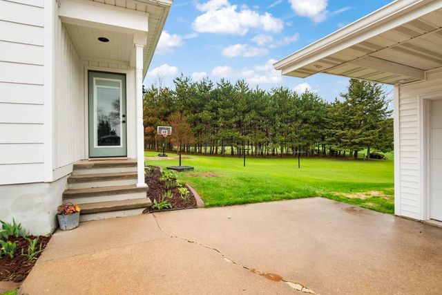 N254 COUNTY ROAD W, Fremont, WI 54940