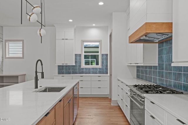 1001 Addison Place, Raleigh, NC 27610