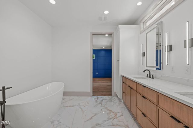 1001 Addison Place, Raleigh, NC 27610