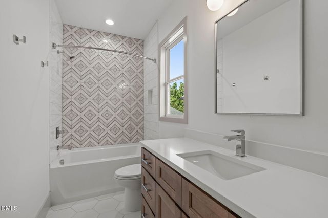 1001 Addison Place, Raleigh, NC 27610