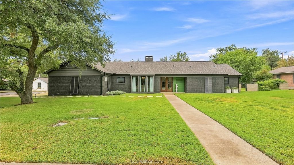 1108 Skrivanek Drive, Bryan, TX 77802 — exterior