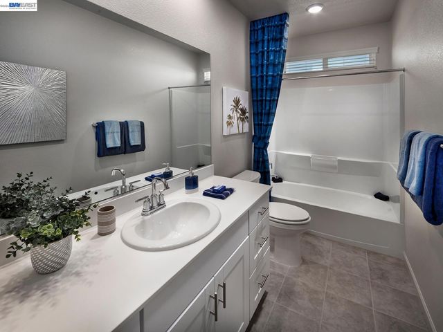 621 Channel Cir, Oakley, CA 94561