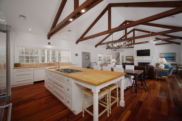 402 Bay Road, Durham, NH 03824